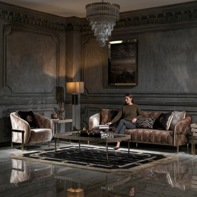 Sofá de tres plazas, sillón, sofá de tela beige, sofá tapizado, mesa de centro
