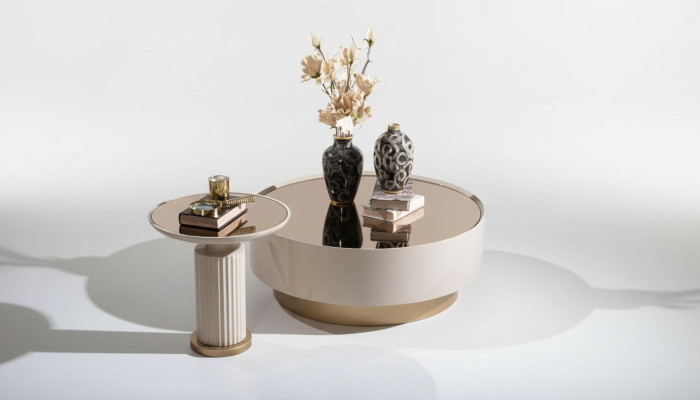 Mesa de centro completa de lujo en color beige