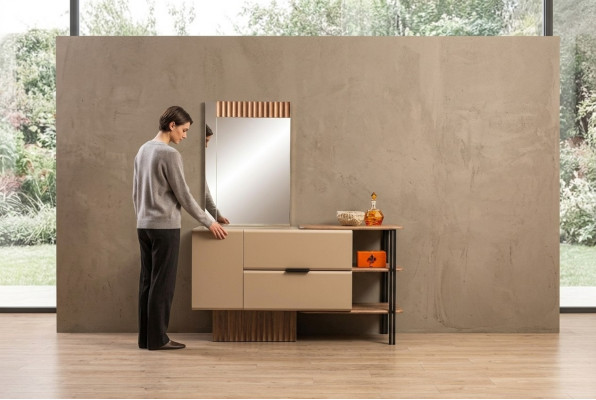 Mesa de maquillaje / tocador / consola de madera para dormitorio en color beige moderno.
