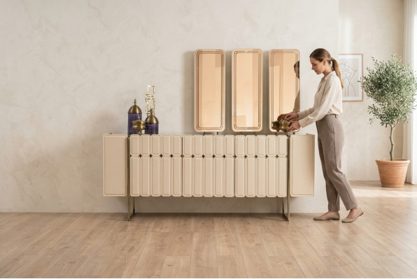 Moderno aparador beige lujoso mueble exclusivo con 3 espejos, 4 piezas.
