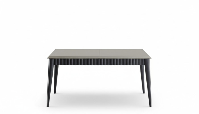 Mesa de comedor gris. Mesa de madera resistente de diseño de comedor. Muebles de lujo.