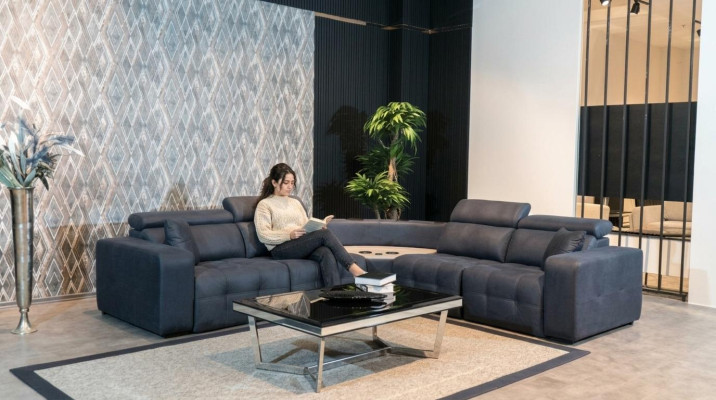 Sofá esquinero en forma de L, sofá de cuero grande, gris, diseño de salón.