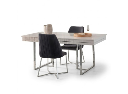 Mesa de comedor moderna extensible de madera blanca para el comedor.