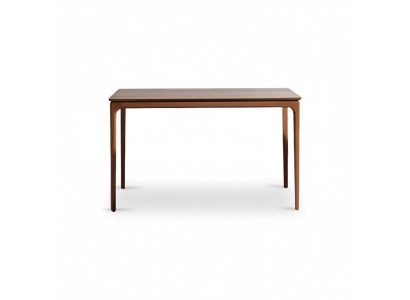 Mesa de comedor clásica de madera marrón de 130 cm.