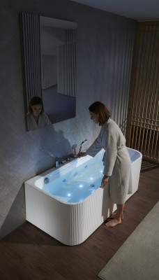 Bañera con chorros de masaje LED ergonómica para relajación.