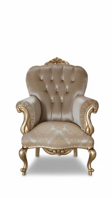 Sillón clásico con decoración beige y diseño Chesterfield para la sala de estar.