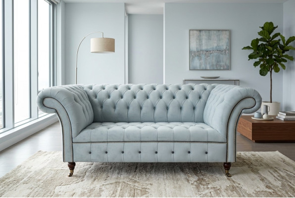 Sofá Chesterfield de dos plazas en gris, muebles tapizados en cuero.