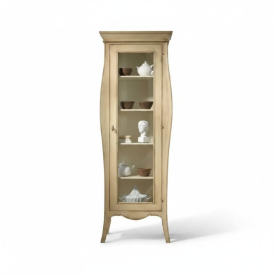 Vitrina de lujo de vidrio en estilo clásico italiano.