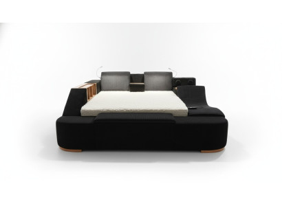 Muebles de dormitorio coloridos con una cama moderna y de colores vivos.