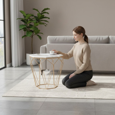 Mesa auxiliar para sala de estar. Material de muebles de metal blanco. Diseño moderno.