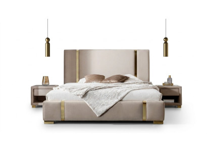 Juego de dormitorio completo con cama doble de acero inoxidable y mesitas de noche tapizadas.