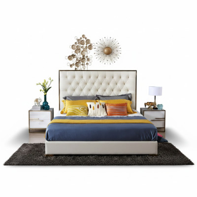 Cama grande Chesterfield blanca, muebles de dormitorio, camas de diseñador nuevos.
