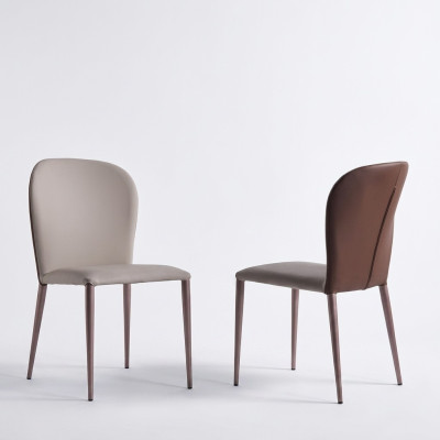 Muebles de comedor Diseñador Silla beige Muebles de madera modernos Nueva silla con respaldo
