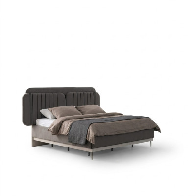 Cama doble gris con muebles de dormitorio modernos, camas de lujo con estructura de madera.