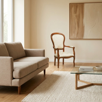 Silla de comedor clásica con reposabrazos, mueble textil de diseño.