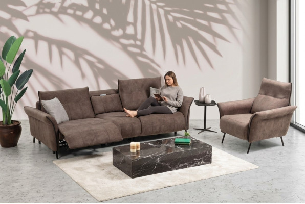 Conjunto completo de lujo de sofá de cuatro plazas, sofá, sillón de diseñador, muebles modernos.