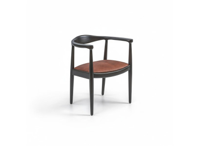 Diseño de muebles Silla con reposabrazos Silla de madera Nueva decoración Asiento acolchado