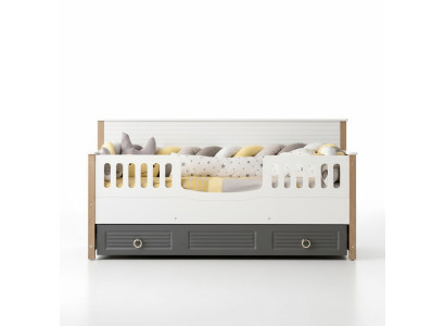 Marco de la cama. Cama perfecta para niños en madera. Estructuras de cama en gris para habitaciones infantiles.