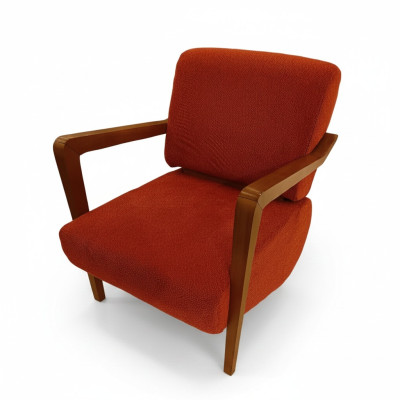 Moderno sillón rojo tapizado de una plaza para sala de estar, mueble de diseño.