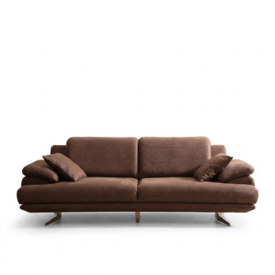 Sofá de tres plazas de lujo diseñado por un diseñador exclusivo para la sala de estar.