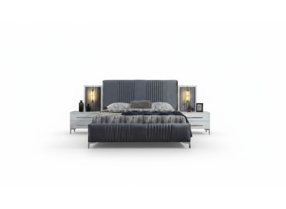 Conjunto de dormitorio moderno gris con cama doble y dos mesitas de noche de madera.