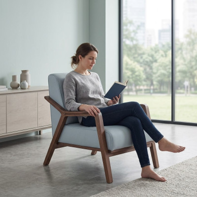 Sillón exclusivo azul para sala de estar con reposabrazos de una sola plaza con estructura de madera, nuevo.