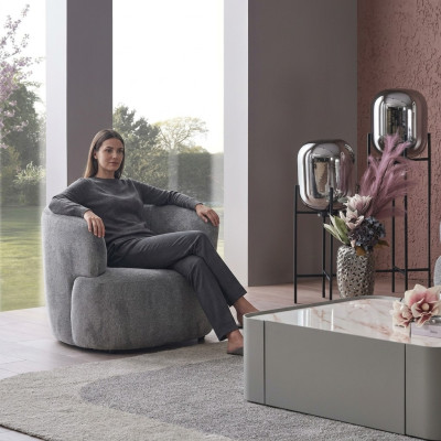 Elegante sillón para sala de estar, muebles suaves, gris, diseño lounge club de un solo asiento