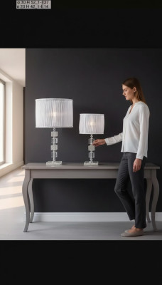 Lámpara de mesa blanca lujosa con candelabro de cristal, estilo clásico, nuevo.