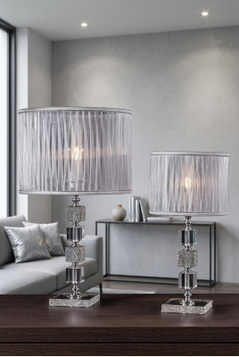 Lámpara de mesa blanca lujosa con candelabro de cristal, estilo clásico, nuevo.
