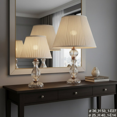 Lámpara de mesa clásica blanca de estilo antiguo para sala de estar.