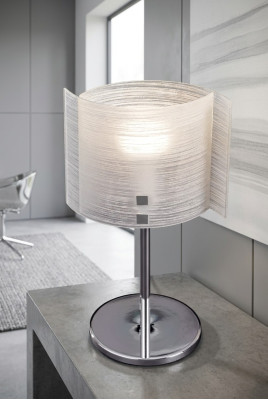 Moderna lámpara de mesa blanca, lujosa lámpara de iluminación candelabro elegante.