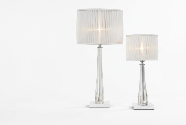 Lámpara de noche clásica de lujo Lámpara de mesa Blanca Iluminación de mesa Nueva