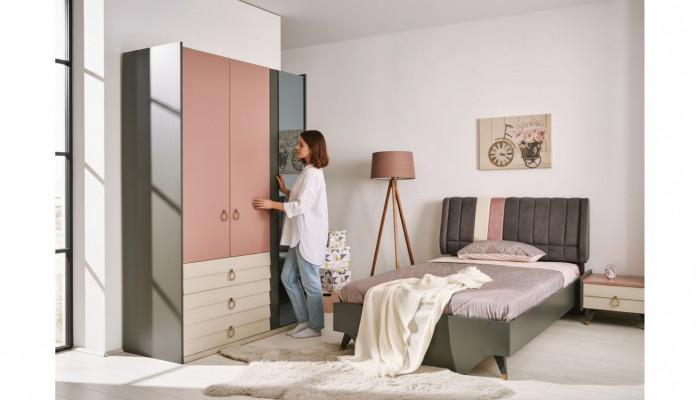 Juego de dormitorio cama mesita de noche armario moderno conjunto de lujo Setra.
