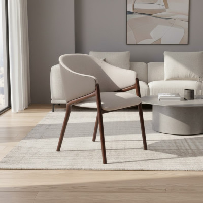 Silla de comedor de diseñador en tono gris topo con estructura de madera, tapizado de lujo, silla individual.