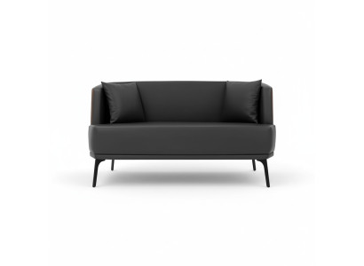 Sofá de dos plazas de salón negro de cuero artificial acolchado.
