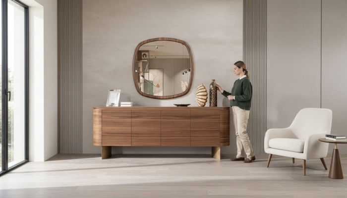 Cómoda marrón moderna con 4 puertas, aparador de diseñador con espejo.