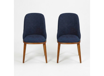 Elegantes conjunto de sillas azules para comedor. Diseño de mobiliario de diseñador.