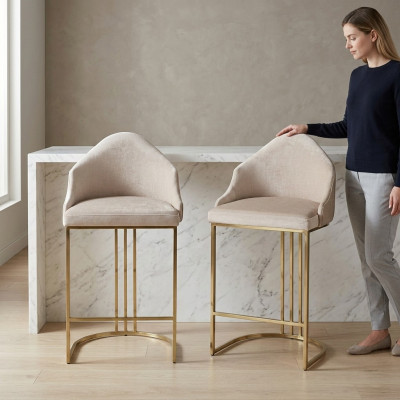 Mesa de comedor de lujo 2 sillas beige Sillón de respaldo Muebles Decoración Cojines de asiento Sillas
