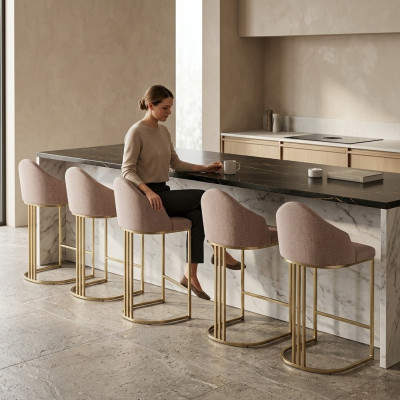 Mesa de comedor elegante, 6 sillas beige, silla de respaldo, muebles, tapizado para sillas.