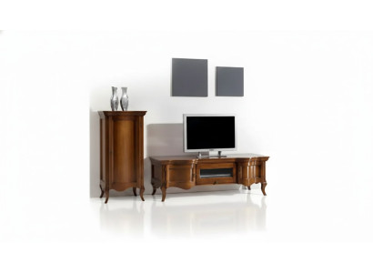 Mueble de salón de madera estilo italiano clásico con armarios de pared.