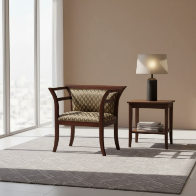 Sillas de comedor de madera con tapizado y reposabrazos en diseño marrón para la sala de estar.