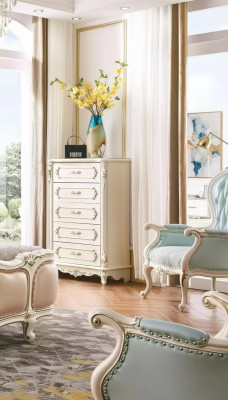 Dormitorio muebles cómoda muebles clásicos nuevos en el interior de la casa
