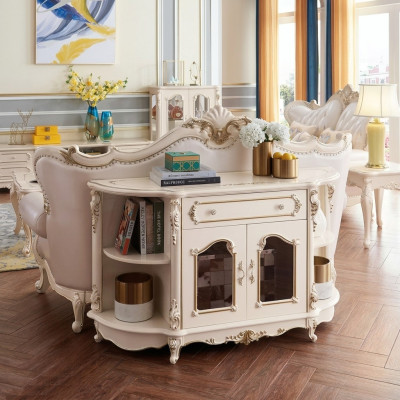 Aparador en la sala de estar muebles clásicos para la decoración interior.