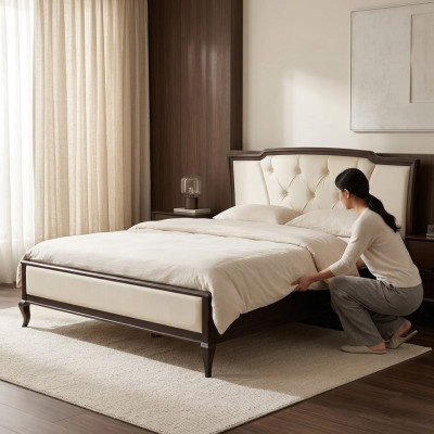 Cama de madera Cama Chesterfield Cama doble en el dormitorio Tela de terciopelo