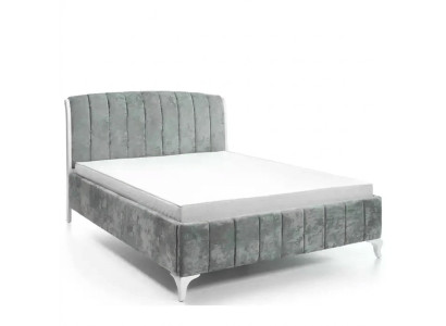 Dormitorio de lujo con cama doble gris, camas de madera, estructura de cama.