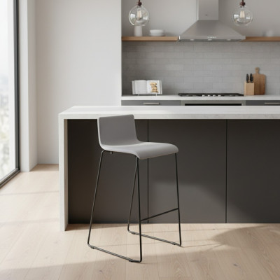 Taburete alto de bar gris claro Lujo Sillas Tapizado Muebles de diseñador Estilo