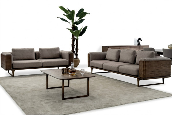 Diseñar conjunto de sala de estar 2 sofás con mesa de centro de lujo de madera con textil.