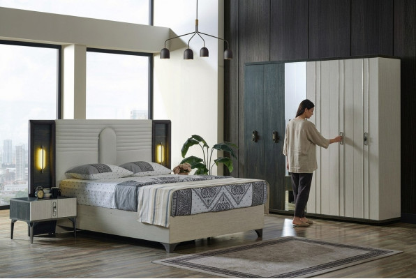 Juego de dormitorio de lujo de 4 piezas. Cama, 2 mesitas de noche, armario. Beige.