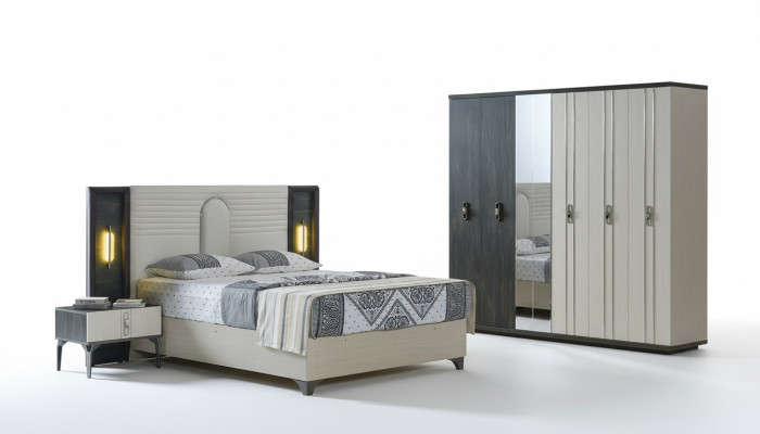 Juego de dormitorio de lujo de 4 piezas. Cama, 2 mesitas de noche, armario. Beige.