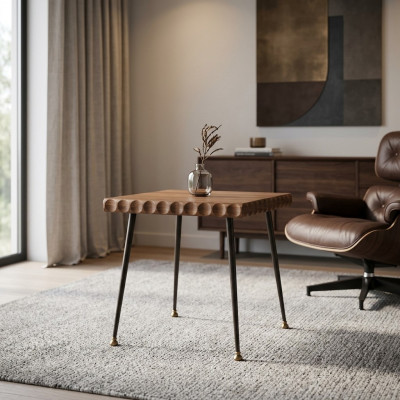 Mesa auxiliar de madera para sala de estar. Muebles modernos. Mesa de café. Nuevo diseño.